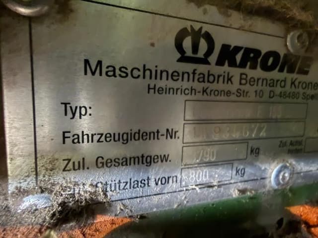 Image of Krone Comprima F155 XC equipment image 4