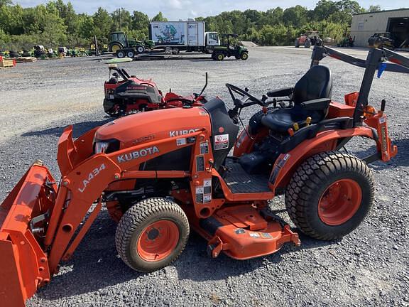 Image of Kubota B2301 equipment image 1