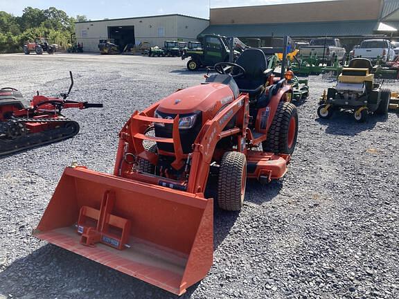 Image of Kubota B2301 equipment image 2