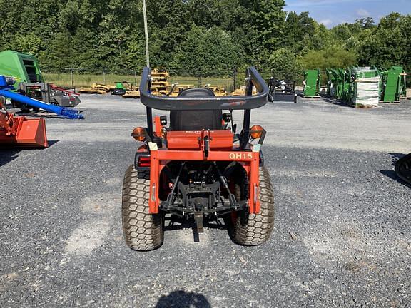 Image of Kubota B2301 equipment image 4