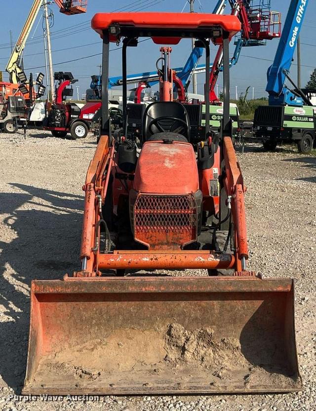 Image of Kubota B26 equipment image 1