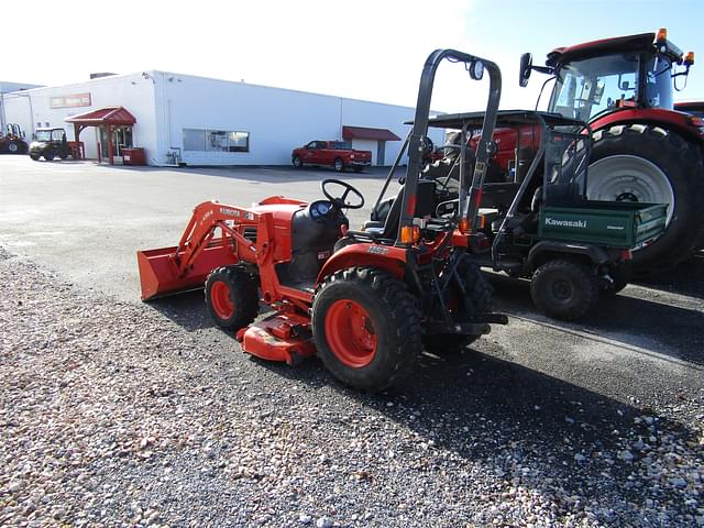 Image of Kubota B2620 equipment image 3