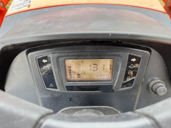 Image of Kubota B2650 equipment image 4