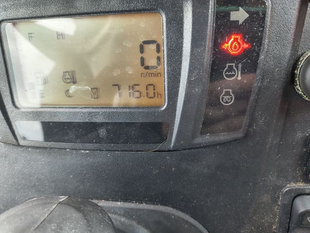 Image of Kubota B2650HSD equipment image 1