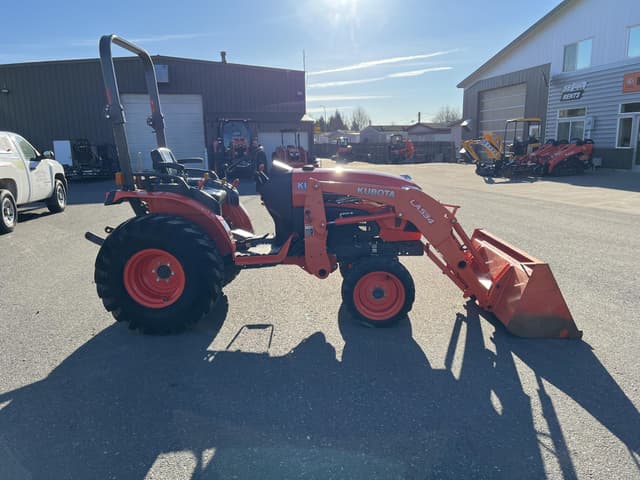 Image of Kubota B2650HSD equipment image 4