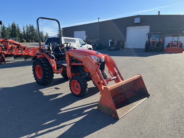 Image of Kubota B2650HSD equipment image 3