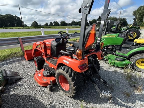 Image of Kubota BX2670 equipment image 2