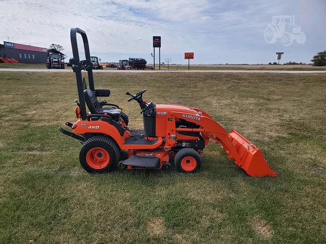 Image of Kubota BX1870 equipment image 4