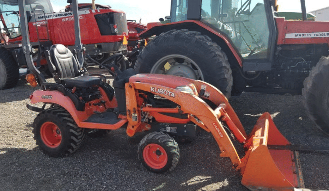 2016 Kubota BX2370 Equipment Image0