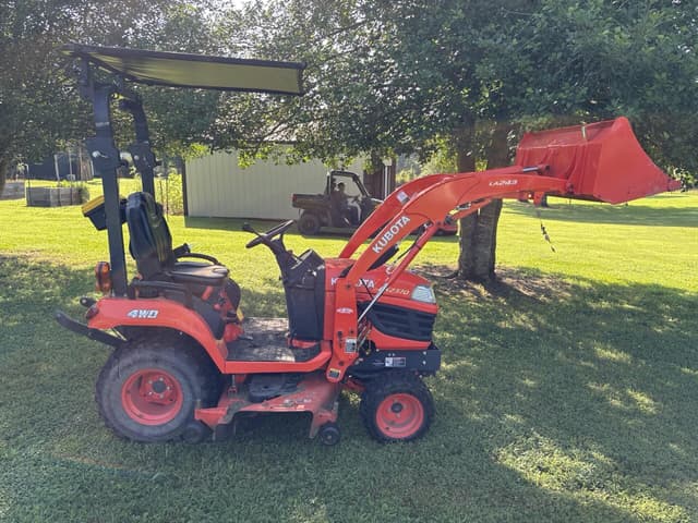 Image of Kubota BX2370 equipment image 1