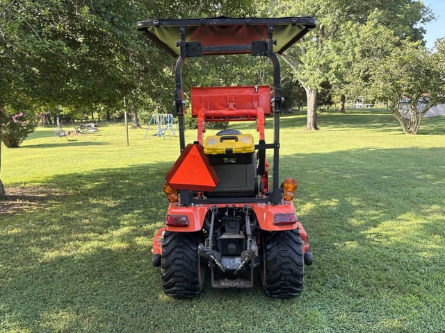 Image of Kubota BX2370 equipment image 3