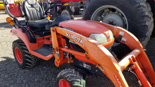 Image of Kubota BX2370 equipment image 2