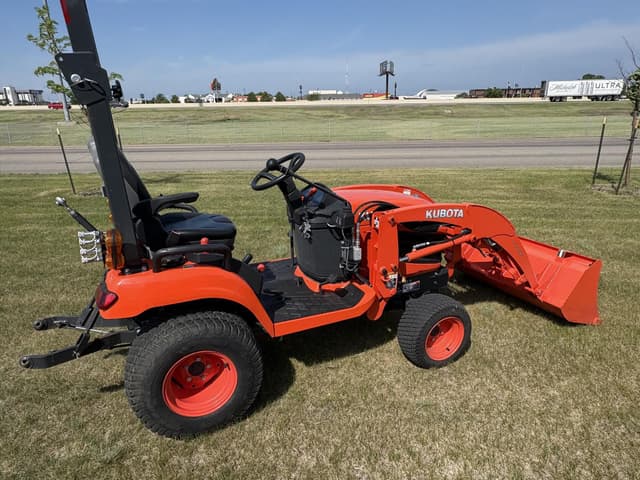 Image of Kubota BX2370 equipment image 2