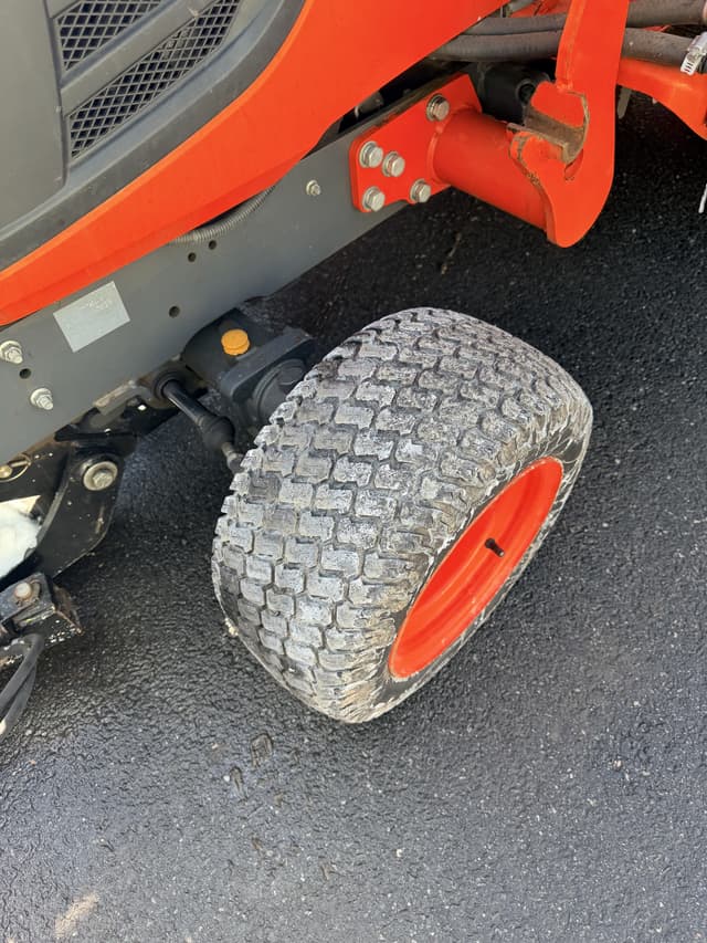 Image of Kubota BX2670 equipment image 4