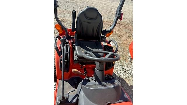 Image of Kubota BX2670 equipment image 1