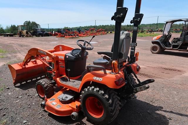 Image of Kubota BX2670 equipment image 2