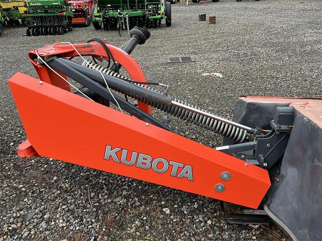 Image of Kubota DM2032 equipment image 3