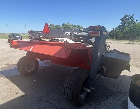 Image of Kubota DMC8032R equipment image 4