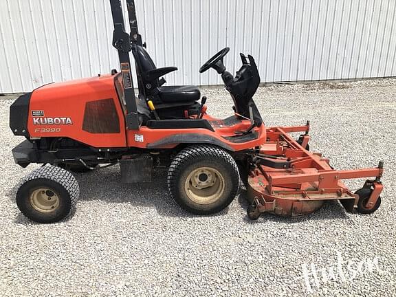 Image of Kubota F3990 equipment image 1