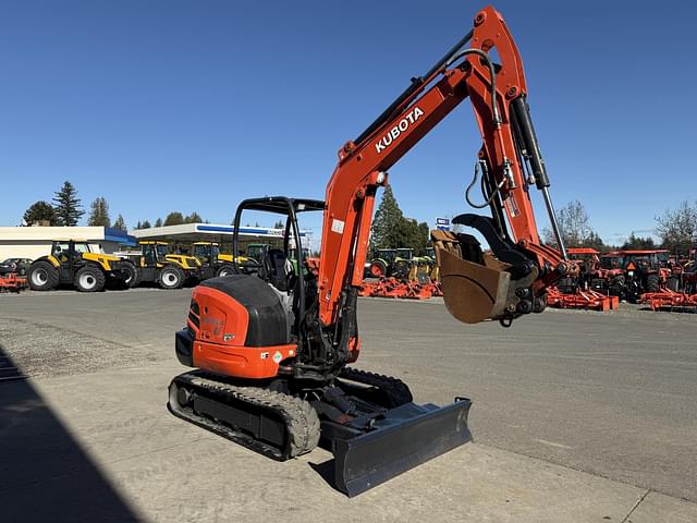 Image of Kubota KX040-4 equipment image 3