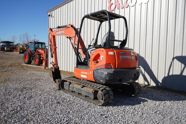 Image of Kubota KX040-4 equipment image 4