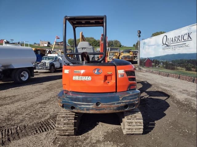 Image of Kubota KX040-4 equipment image 3