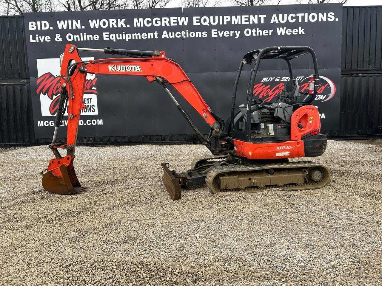 2016 Kubota KX040-4 Equipment Image0
