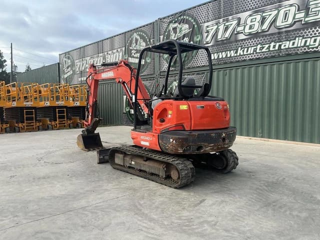 Image of Kubota KX040-4 equipment image 1