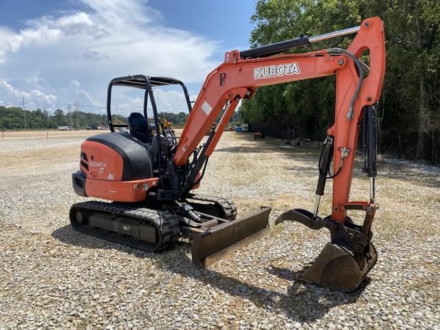 Image of Kubota KX040-4 equipment image 3