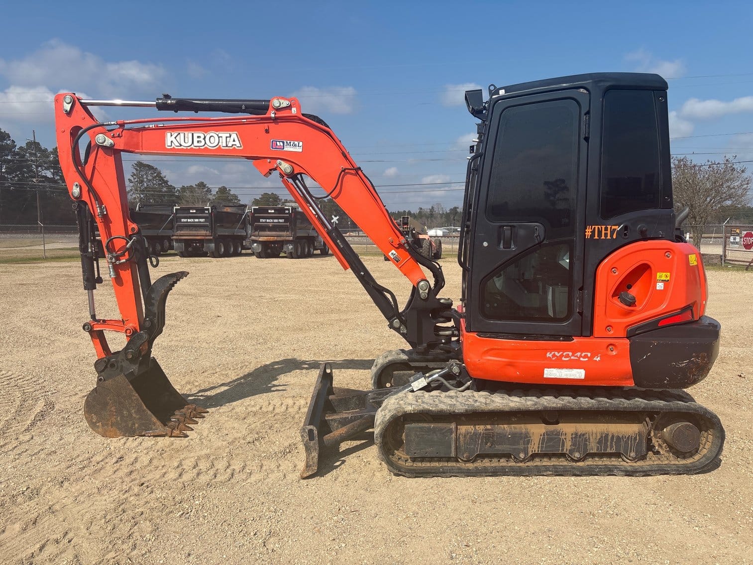 2016 Kubota KX040-4R3 Equipment Image0