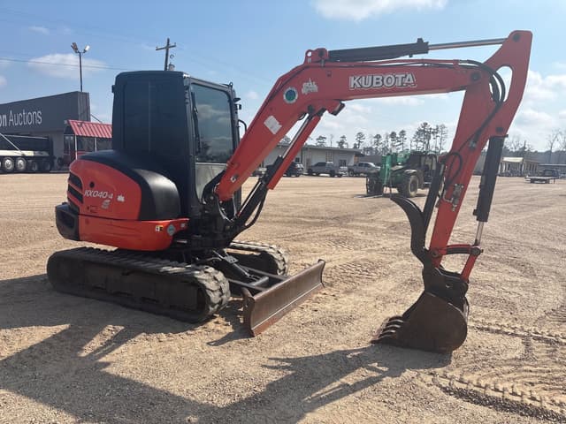 Image of Kubota KX040-4R3A equipment image 2