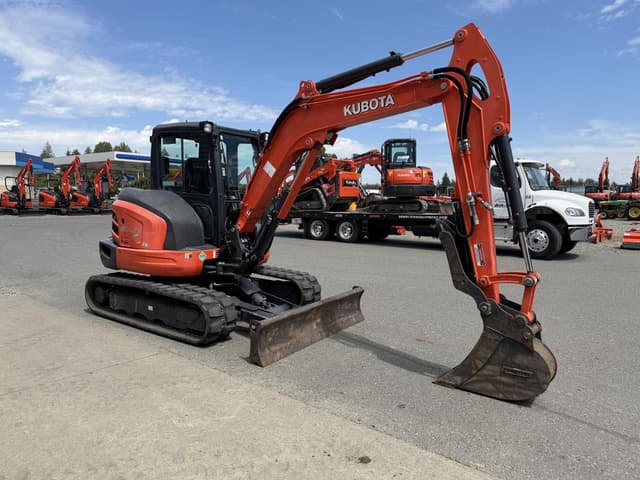 Image of Kubota KX057-4 equipment image 3