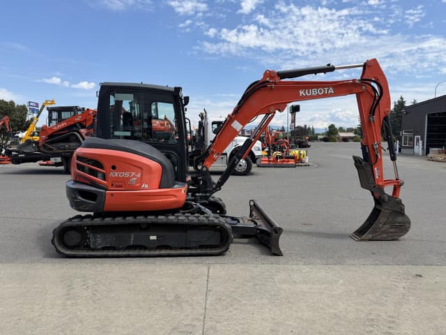 Image of Kubota KX057-4 equipment image 4