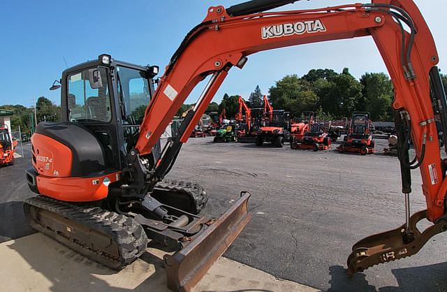 Image of Kubota KX057-4 equipment image 2