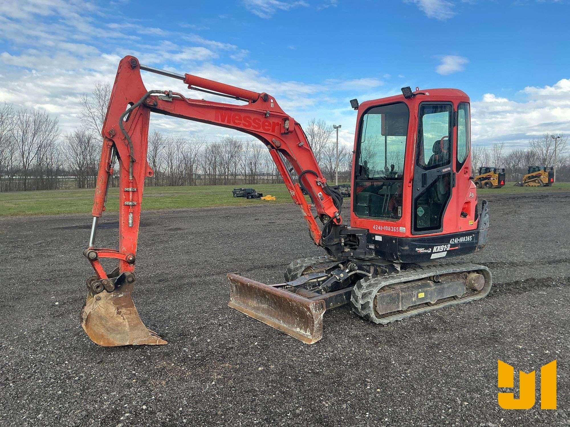 2016 Kubota KX91-3S2 Equipment Image0