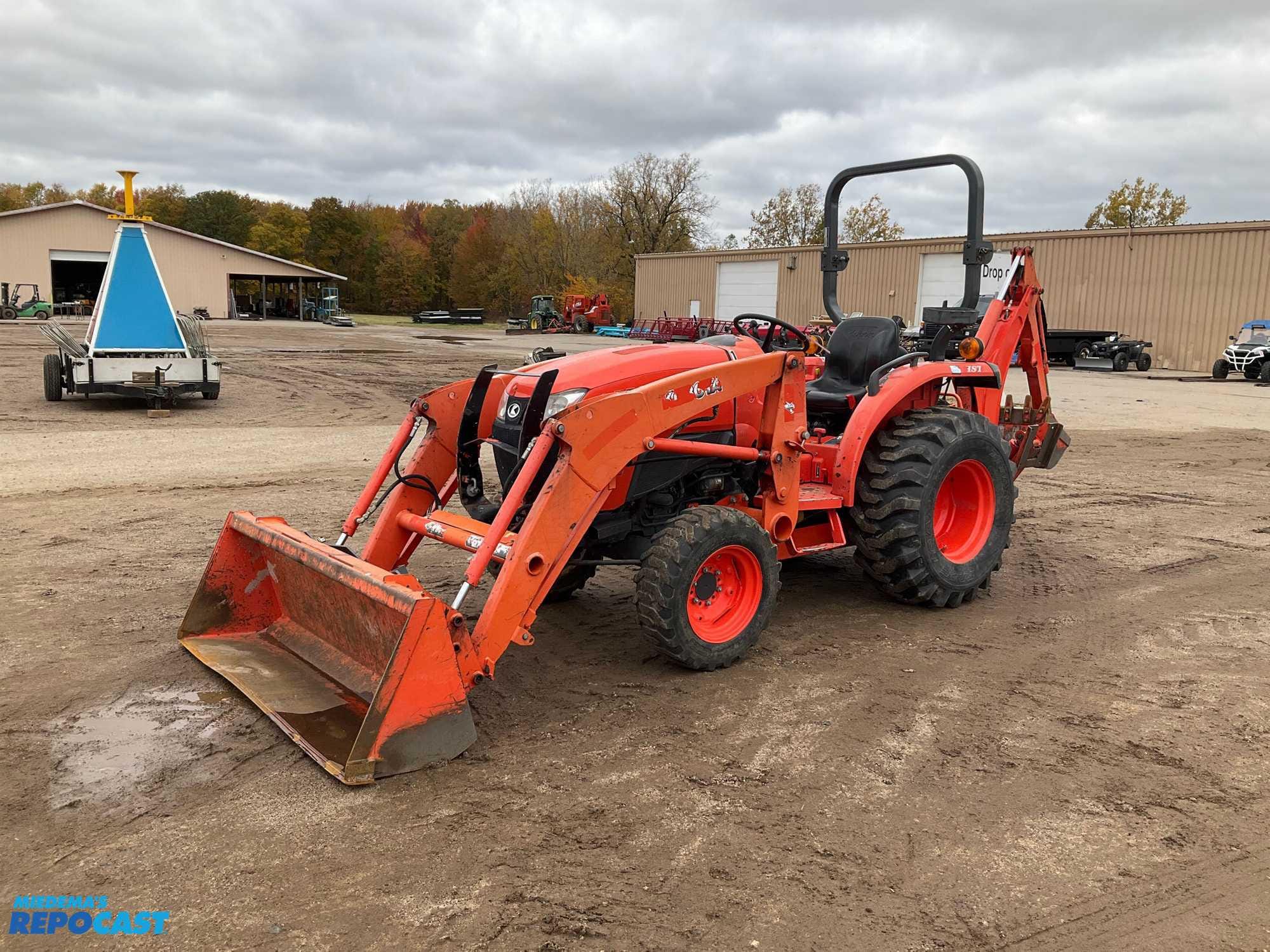 Main image Kubota L3301