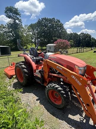 Image of Kubota L3560 Primary image