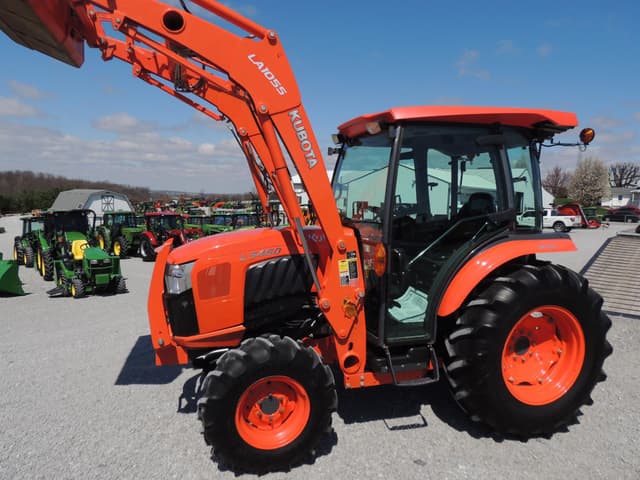 Image of Kubota L5460HSTC equipment image 2
