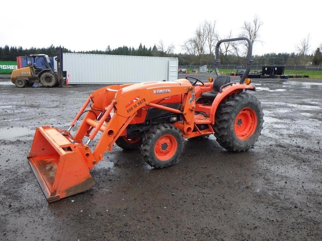 Main image Kubota L4701