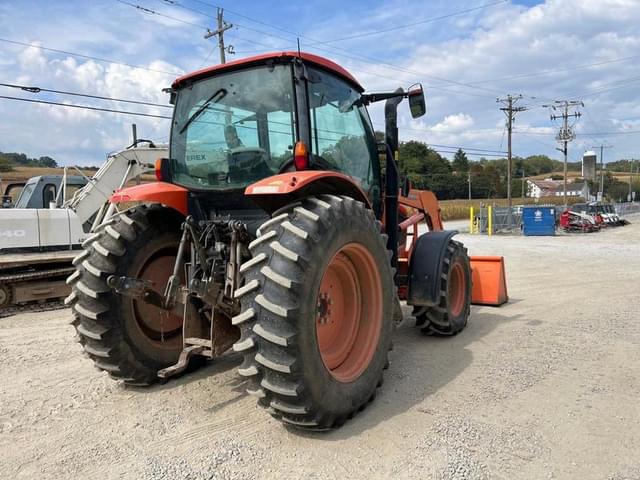 Image of Kubota M135GX equipment image 4