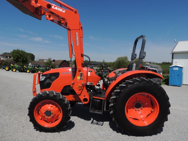 Image of Kubota M6060HD equipment image 2