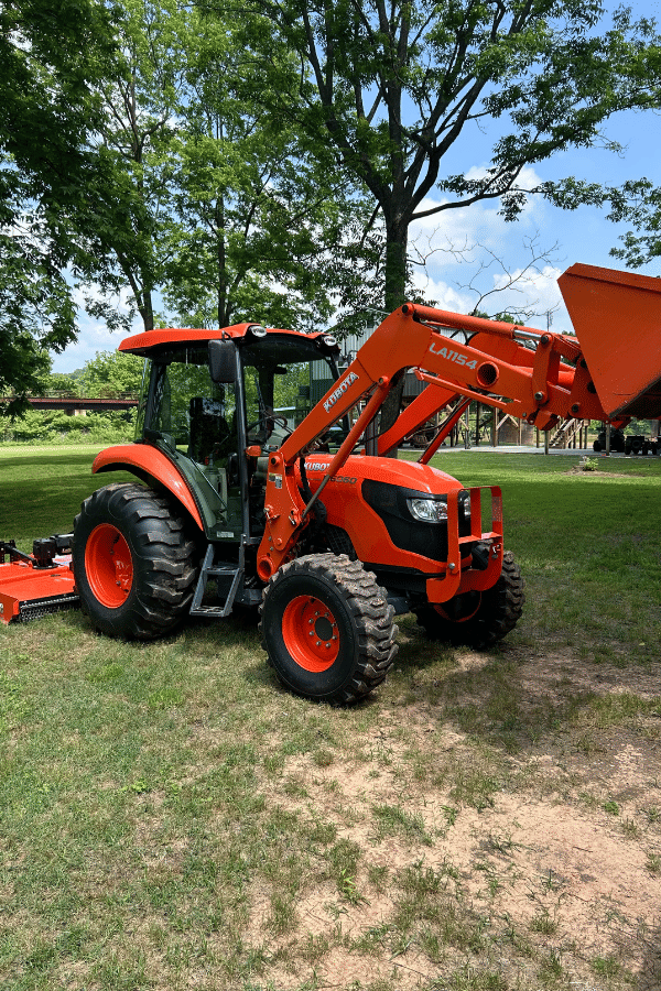 2016 Kubota M6060 Equipment Image0