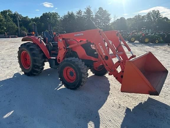 Image of Kubota M7060 equipment image 2