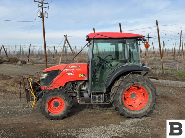 Image of Kubota M8540 equipment image 1