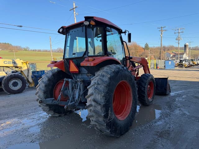 Image of Kubota M8560 equipment image 4