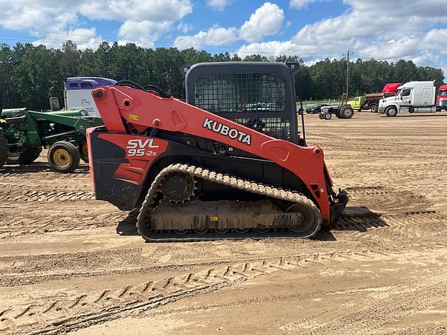 Image of Kubota SVL95-2S equipment image 3