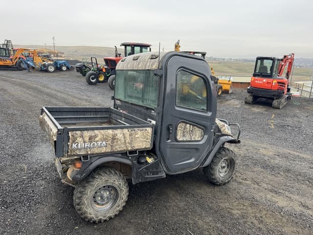 Image of Kubota RTV-X1100C equipment image 2