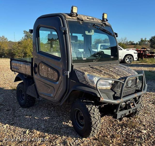 Image of Kubota RTV-X1100C equipment image 2