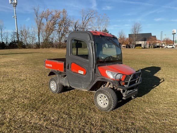 Image of Kubota RTV-X1100C equipment image 2