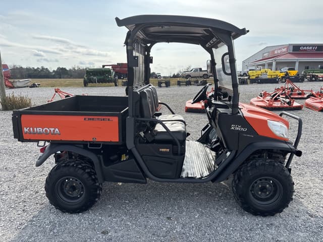 Image of Kubota RTV-X900 equipment image 1